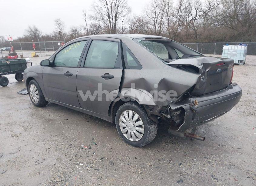 Photo 3 of 2006 Ford Focus ZX4 (VIN 1FAFP34N26W107463)