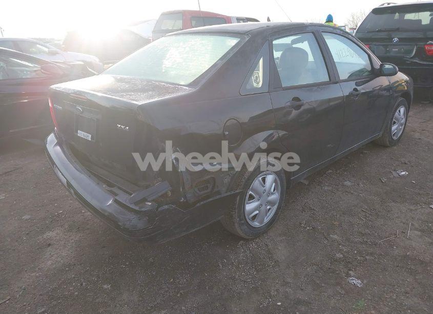 Photo 6 of 2006 Ford Focus ZX4 (VIN 1FAFP34N26W114641)