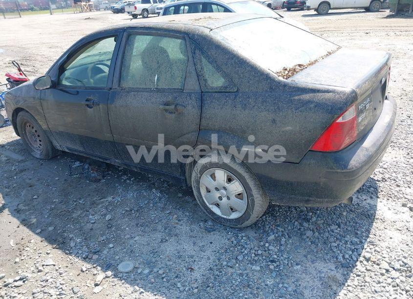 Photo 3 of 2006 Ford Focus ZX4 (VIN 1FAFP34N26W126644)