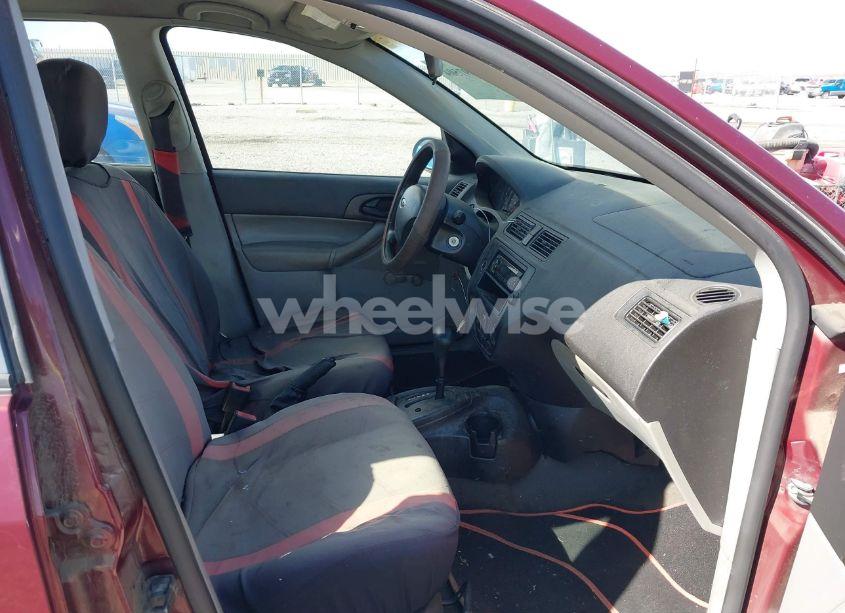 Photo 5 of 2006 Ford Focus ZX4 (VIN 1FAFP34N26W256729)