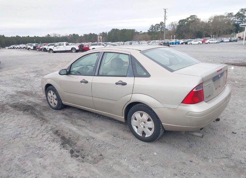Photo 3 of 2007 Ford Focus S/SE/SES (VIN 1FAFP34N27W186036)