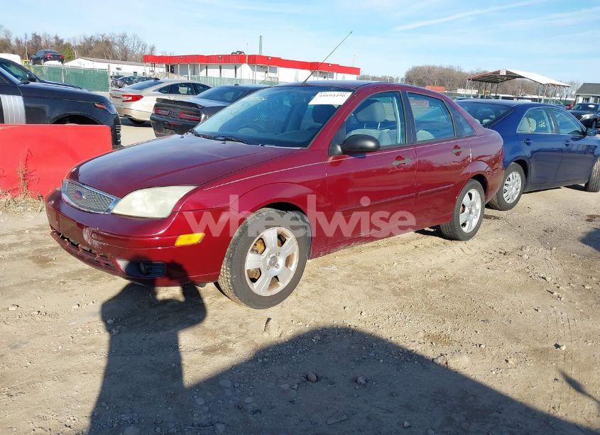 Photo 2 of 2007 Ford Focus S/SE/SES (VIN 1FAFP34N27W237230)