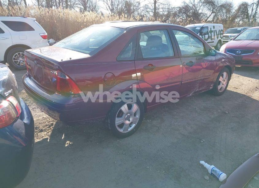 Photo 4 of 2007 Ford Focus S/SE/SES (VIN 1FAFP34N27W237230)