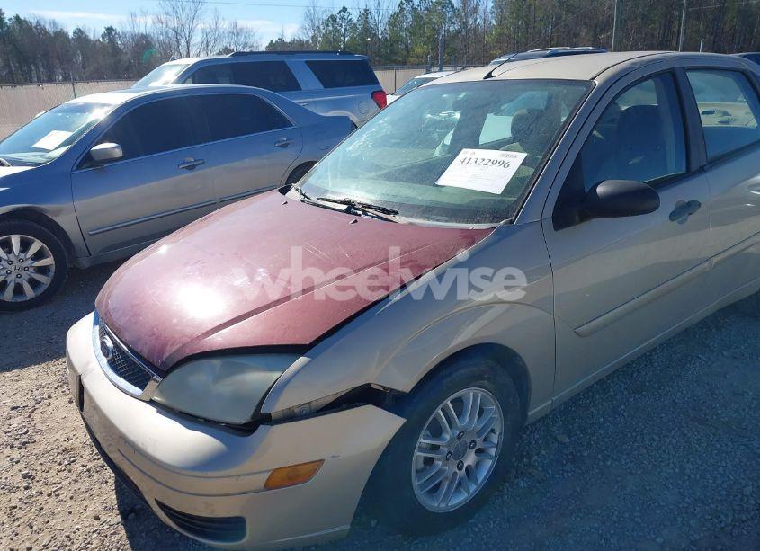 Photo 13 of 2007 Ford Focus S/SE/SES (VIN 1FAFP34N27W311133)