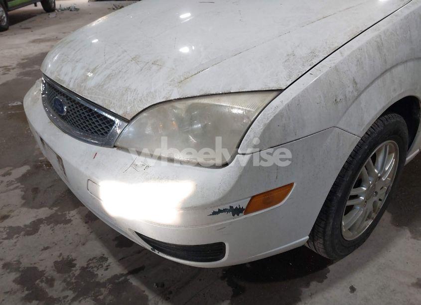 Photo 6 of 2007 Ford Focus S/SE/SES (VIN 1FAFP34N27W319832)