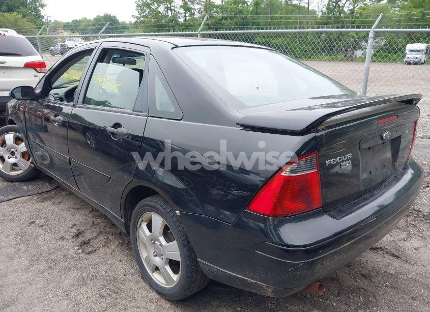 Photo 3 of 2007 Ford Focus S/SE/SES (VIN 1FAFP34N27W350918)