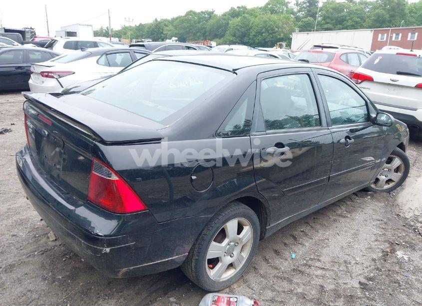 Photo 4 of 2007 Ford Focus S/SE/SES (VIN 1FAFP34N27W350918)