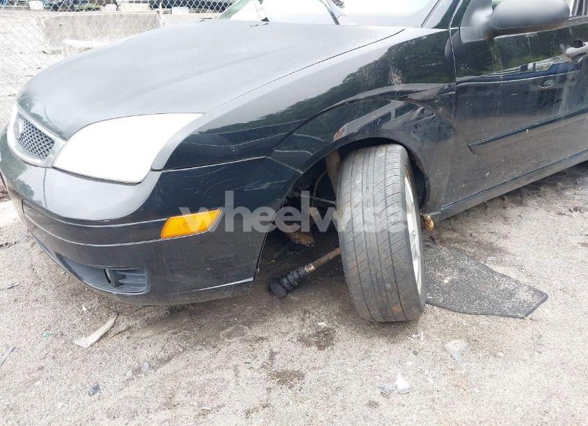 Photo 6 of 2007 Ford Focus S/SE/SES (VIN 1FAFP34N27W350918)