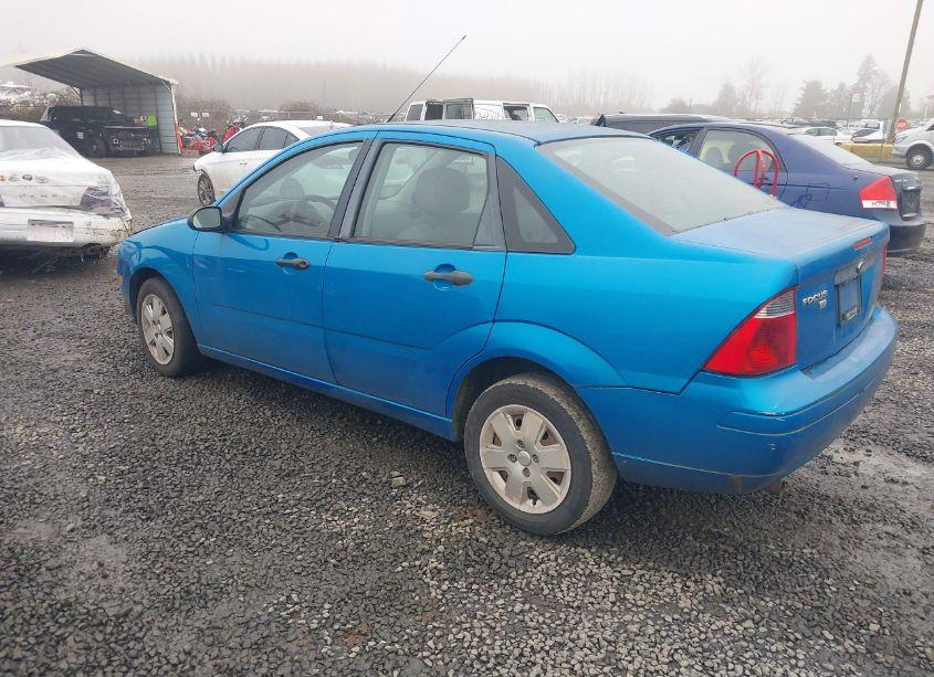 Photo 3 of 2007 Ford Focus S/SE/SES (VIN 1FAFP34N27W362180)