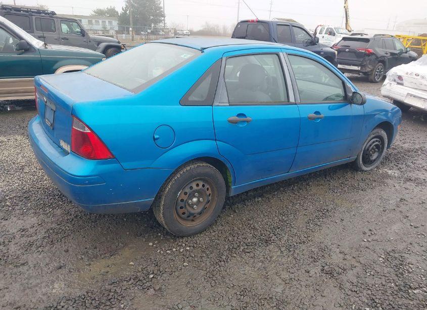 Photo 4 of 2007 Ford Focus S/SE/SES (VIN 1FAFP34N27W362180)