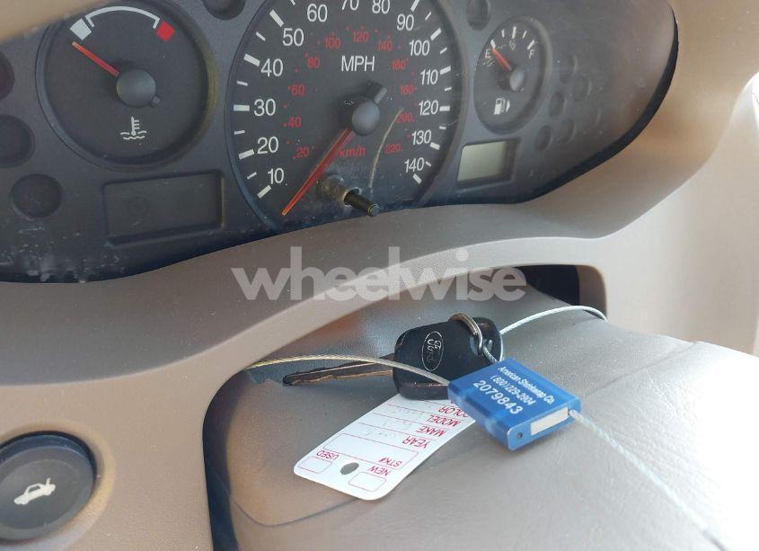 Photo 11 of 2005 Ford Focus ZX4 (VIN 1FAFP34N35W149316)