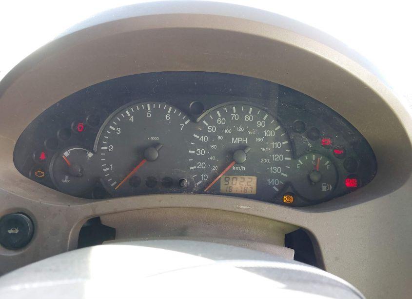 Photo 7 of 2005 Ford Focus ZX4 (VIN 1FAFP34N35W220787)