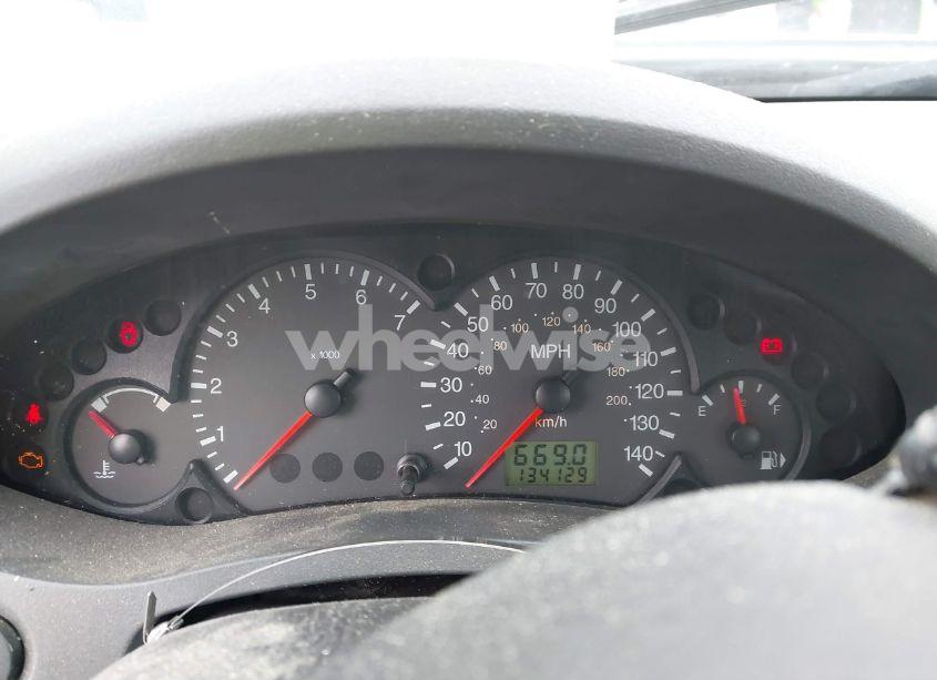 Photo 7 of 2005 Ford Focus ZX4 (VIN 1FAFP34N35W249528)