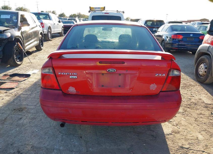 Photo 16 of 2005 Ford Focus ZX4 (VIN 1FAFP34N35W273201)