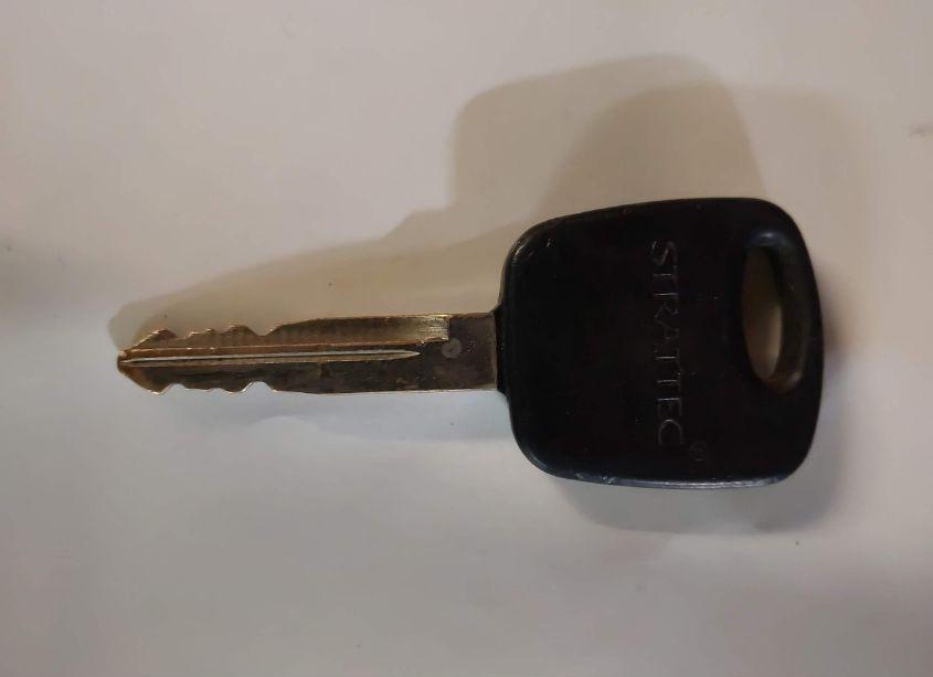 Photo 11 of 2005 Ford Focus ZX4 (VIN 1FAFP34N35W300977)