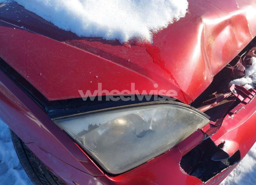 Photo 6 of 2005 Ford Focus ZX4 (VIN 1FAFP34N35W308027)