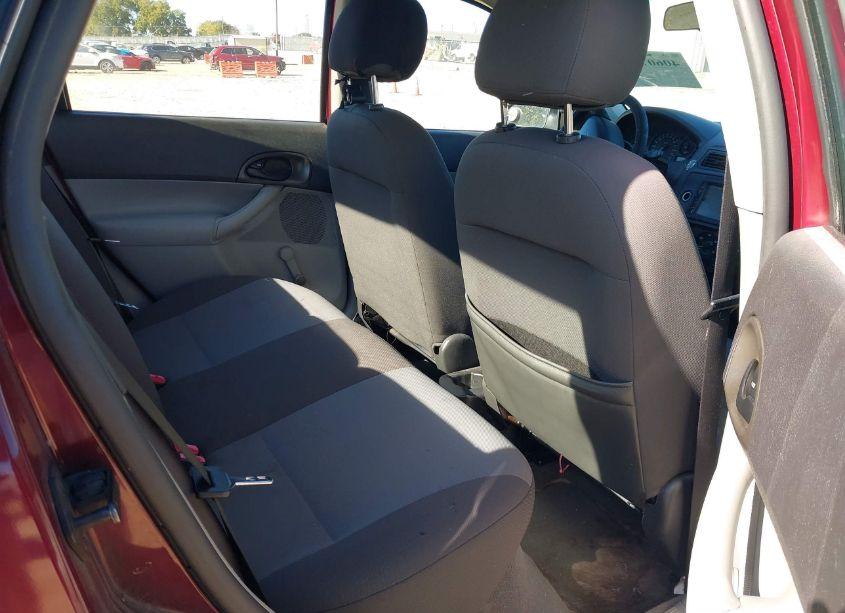 Photo 8 of 2006 Ford Focus ZX4 (VIN 1FAFP34N36W125003)