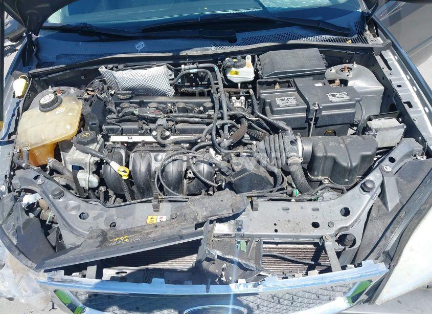 Photo 10 of 2006 Ford Focus ZX4 (VIN 1FAFP34N36W146594)