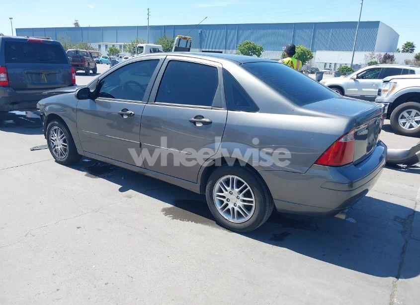 Photo 3 of 2006 Ford Focus ZX4 (VIN 1FAFP34N36W146594)