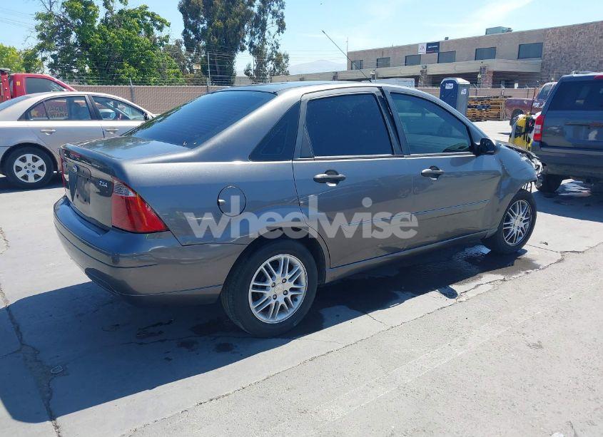 Photo 4 of 2006 Ford Focus ZX4 (VIN 1FAFP34N36W146594)