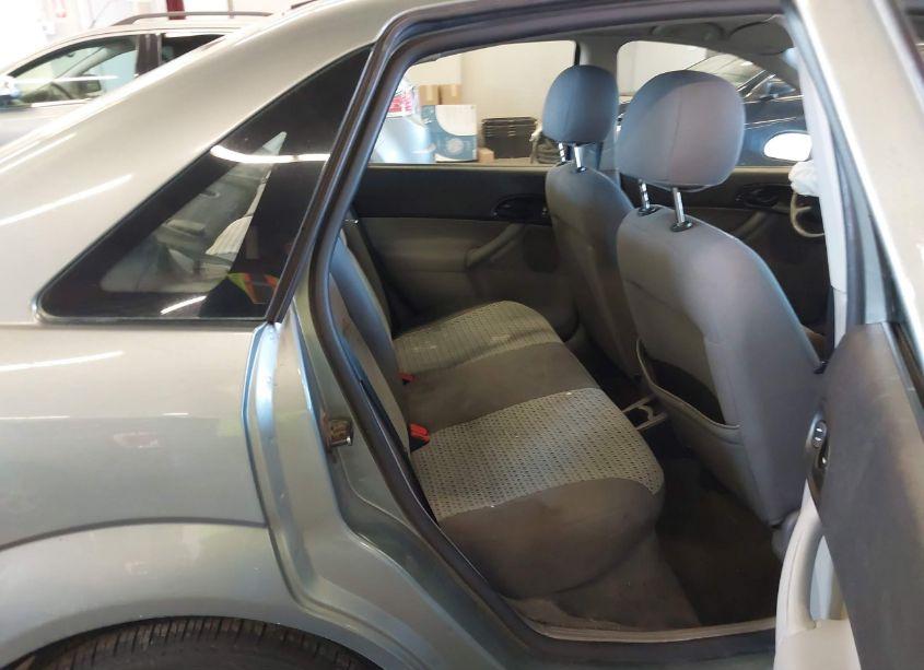 Photo 8 of 2006 Ford Focus ZX4 (VIN 1FAFP34N36W179109)