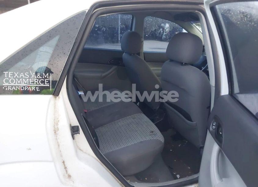 Photo 8 of 2006 Ford Focus ZX4 (VIN 1FAFP34N36W252690)