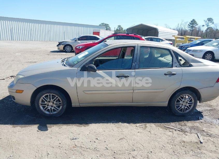 Photo 14 of 2007 Ford Focus S/SE/SES (VIN 1FAFP34N37W251072)