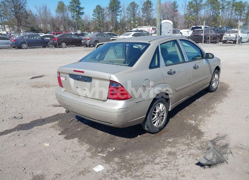 Photo 4 of 2007 Ford Focus S/SE/SES (VIN 1FAFP34N37W251072)