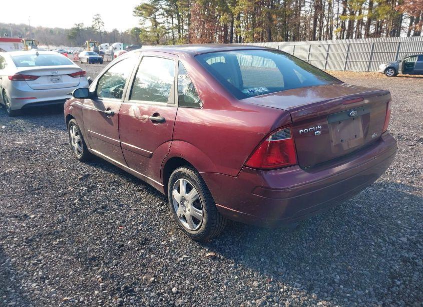 Photo 3 of 2007 Ford Focus S/SE/SES (VIN 1FAFP34N37W309438)