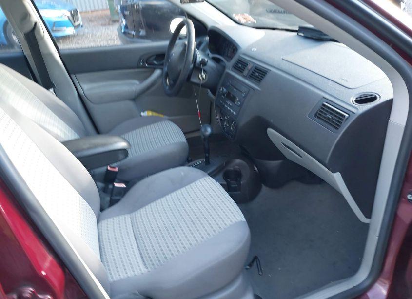 Photo 5 of 2007 Ford Focus S/SE/SES (VIN 1FAFP34N37W309438)
