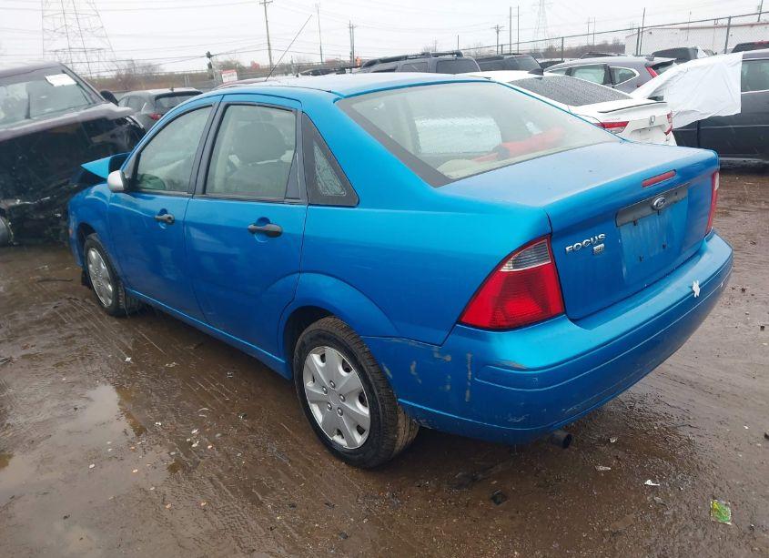 Photo 3 of 2007 Ford Focus S/SE/SES (VIN 1FAFP34N37W365380)