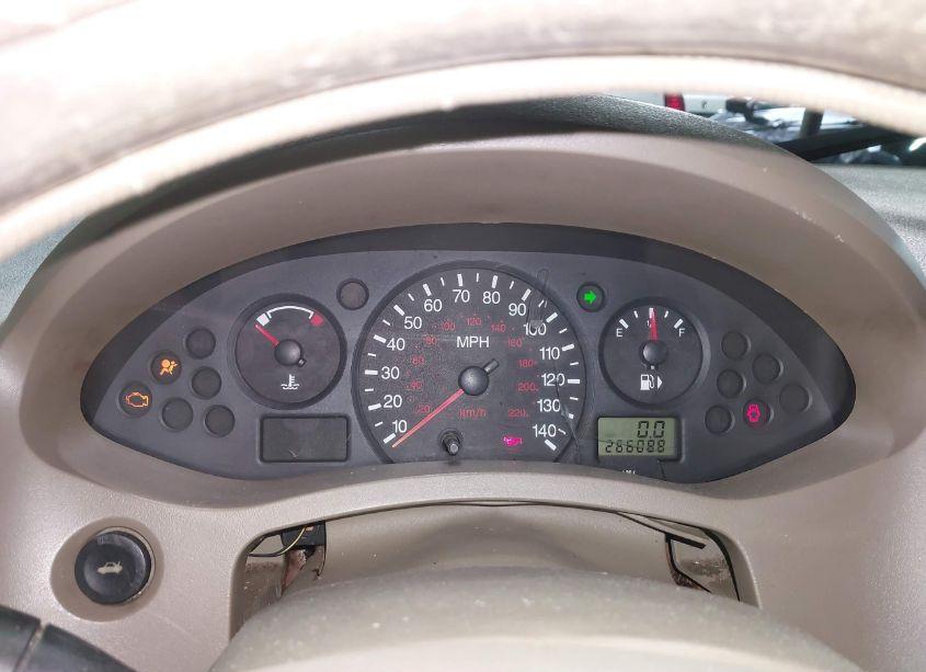Photo 15 of 2005 Ford Focus ZX4 (VIN 1FAFP34N45W194281)
