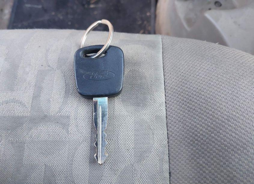 Photo 11 of 2005 Ford Focus ZX4 (VIN 1FAFP34N45W227392)