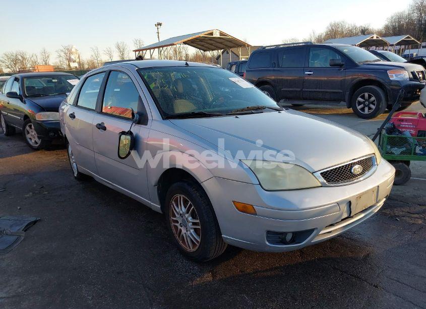 2006 Ford Focus ZX4 (VIN 1FAFP34N46W106993) main photo