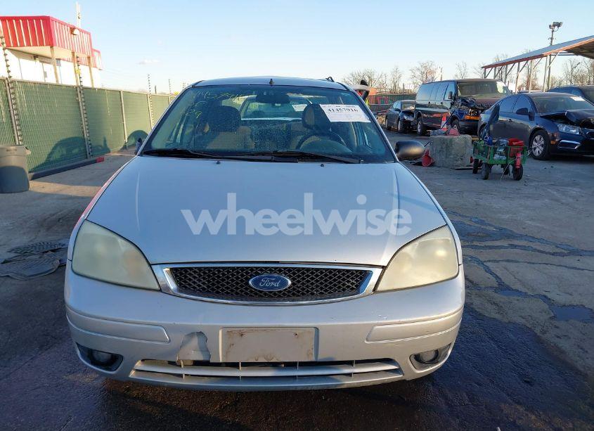 Photo 12 of 2006 Ford Focus ZX4 (VIN 1FAFP34N46W106993)