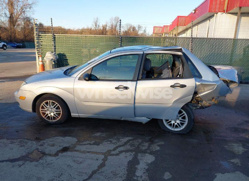 Photo 14 of 2006 Ford Focus ZX4 (VIN 1FAFP34N46W106993)