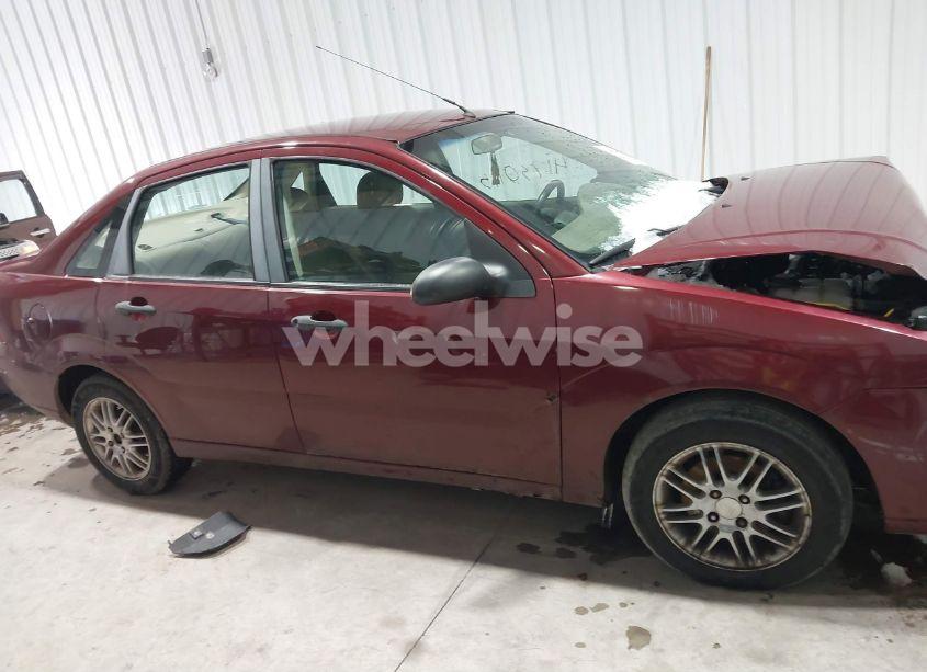 Photo 13 of 2007 Ford Focus S/SE/SES (VIN 1FAFP34N47W199564)