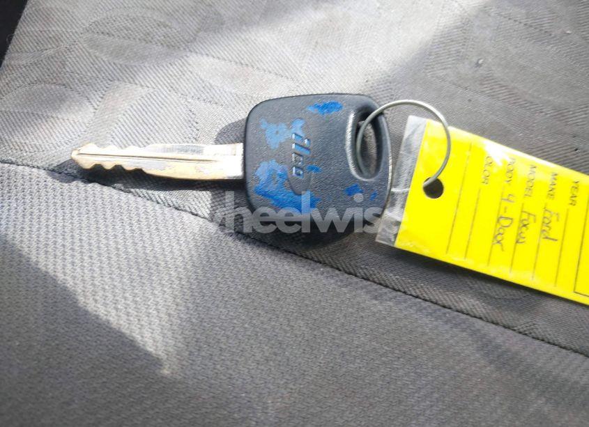 Photo 11 of 2005 Ford Focus ZX4 (VIN 1FAFP34N55W122375)