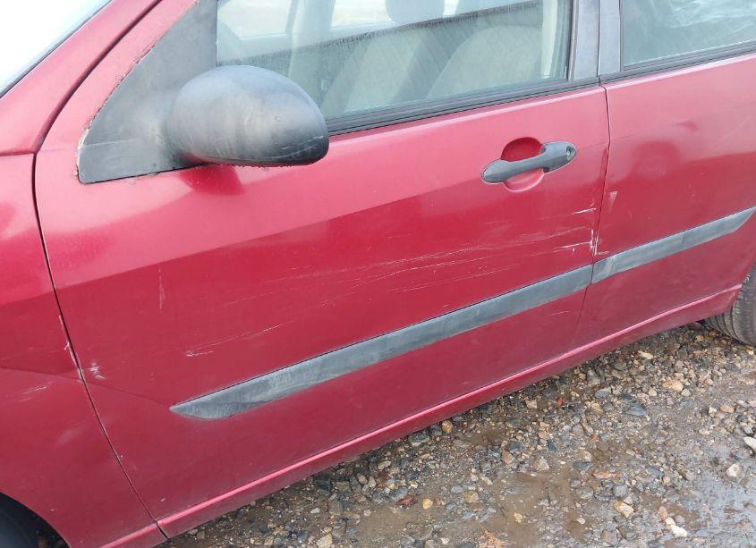 Photo 15 of 2005 Ford Focus ZX4 (VIN 1FAFP34N55W130329)