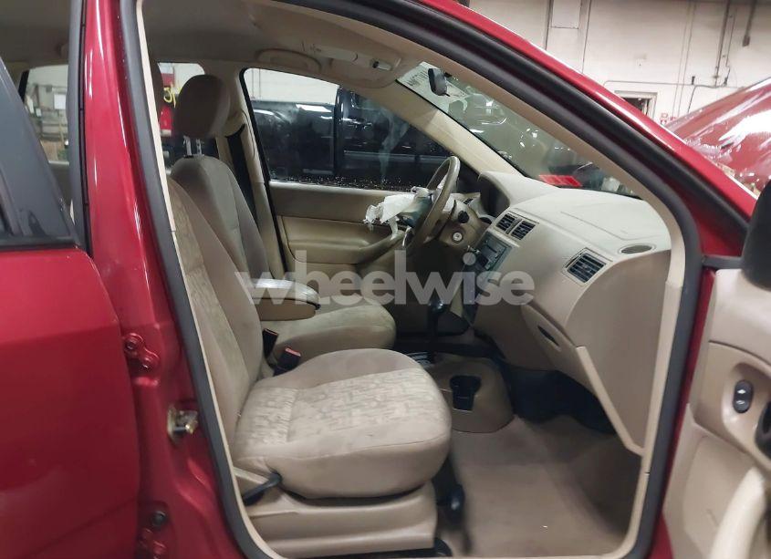 Photo 5 of 2005 Ford Focus ZX4 (VIN 1FAFP34N55W170667)