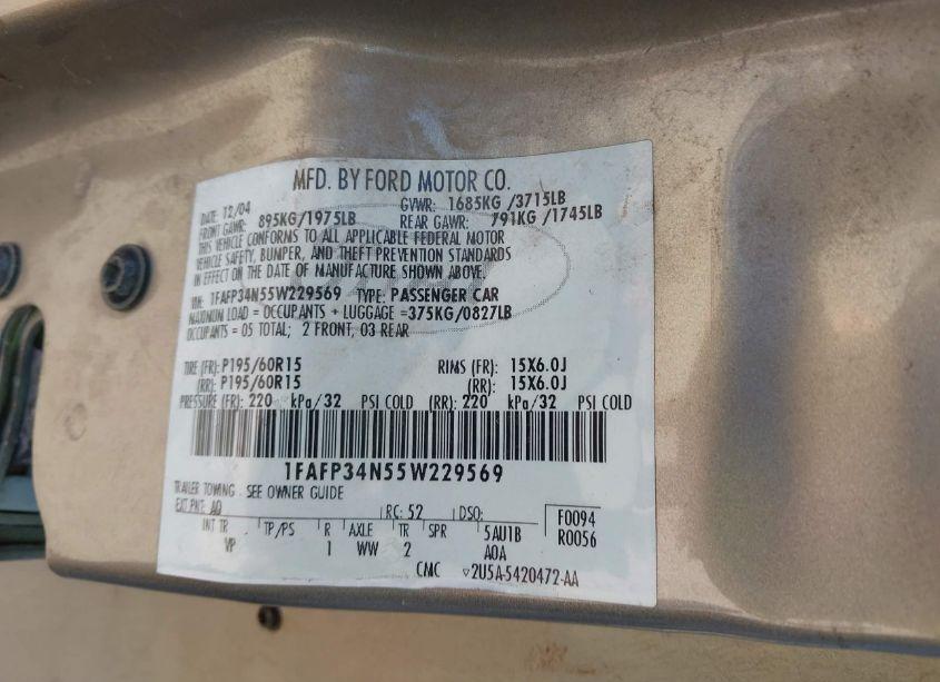 Photo 9 of 2005 Ford Focus ZX4 (VIN 1FAFP34N55W229569)