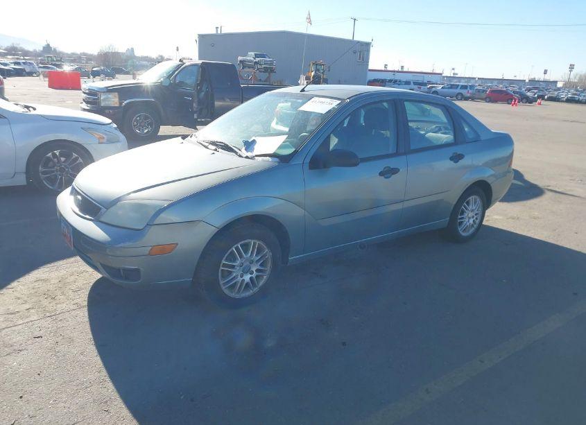 Photo 2 of 2006 Ford Focus ZX4 (VIN 1FAFP34N56W103004)
