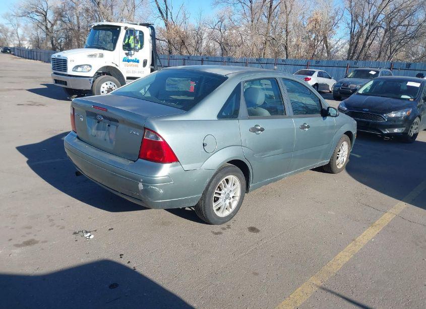 Photo 4 of 2006 Ford Focus ZX4 (VIN 1FAFP34N56W103004)