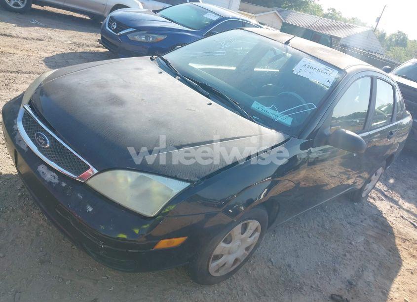 Photo 2 of 2006 Ford Focus ZX4 (VIN 1FAFP34N56W183310)