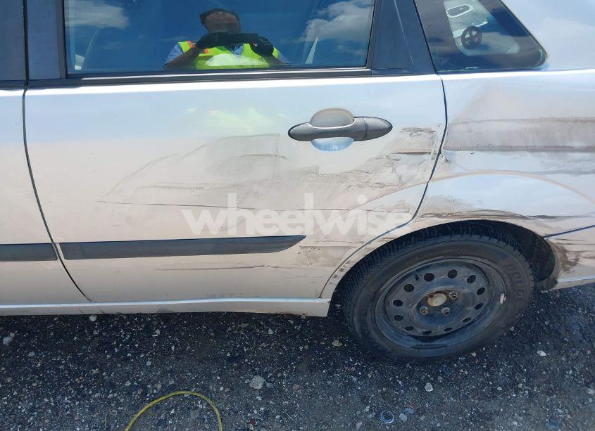 Photo 17 of 2007 Ford Focus S/SE/SES (VIN 1FAFP34N57W109953)