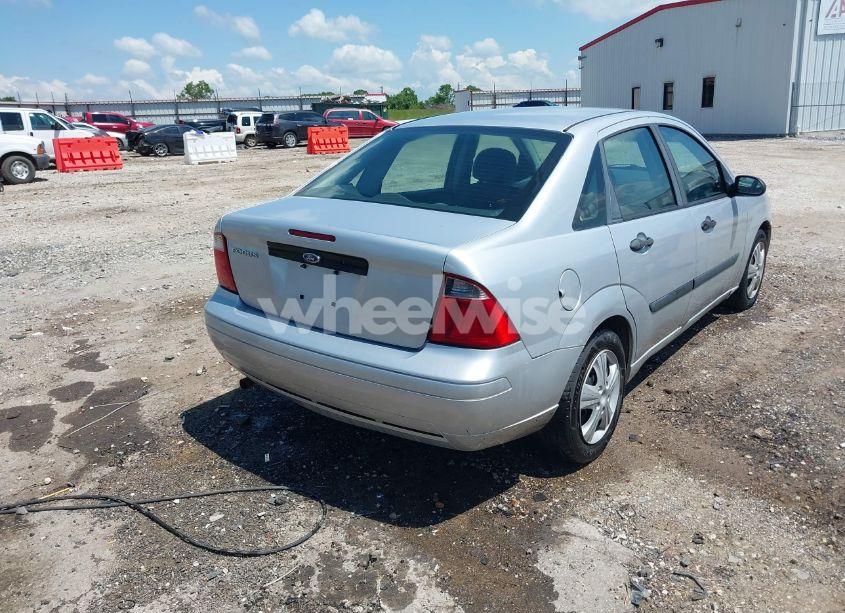 Photo 4 of 2007 Ford Focus S/SE/SES (VIN 1FAFP34N57W109953)