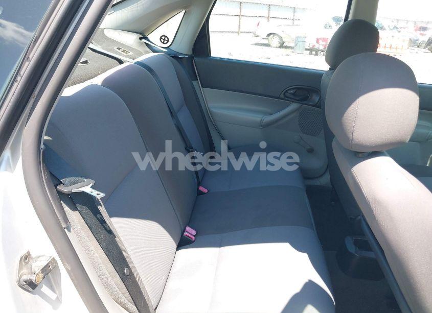 Photo 8 of 2007 Ford Focus S/SE/SES (VIN 1FAFP34N57W109953)