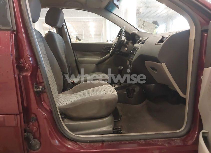 Photo 5 of 2007 Ford Focus S/SE/SES (VIN 1FAFP34N57W118006)