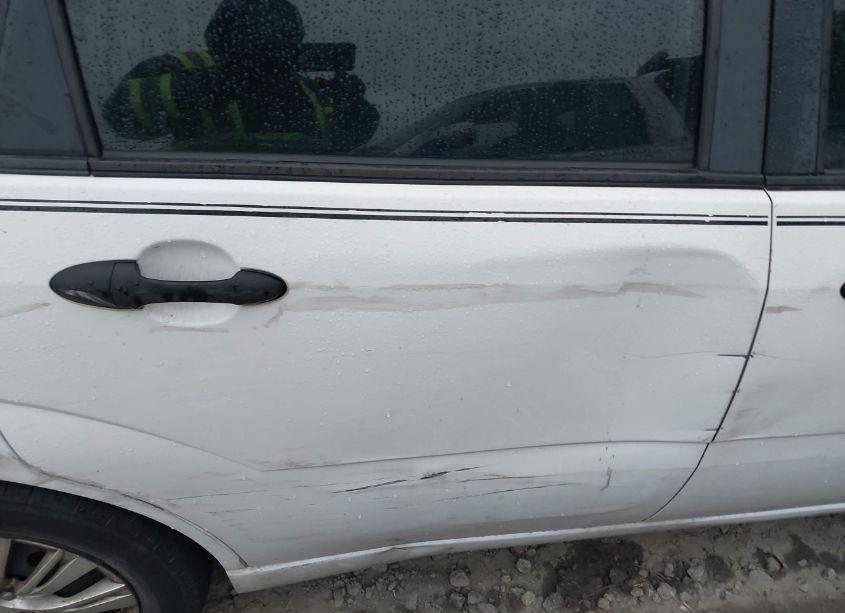 Photo 12 of 2007 Ford Focus S/SE/SES (VIN 1FAFP34N57W166072)