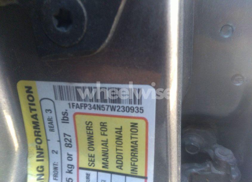 Photo 9 of 2007 Ford Focus S/SE/SES (VIN 1FAFP34N57W230935)